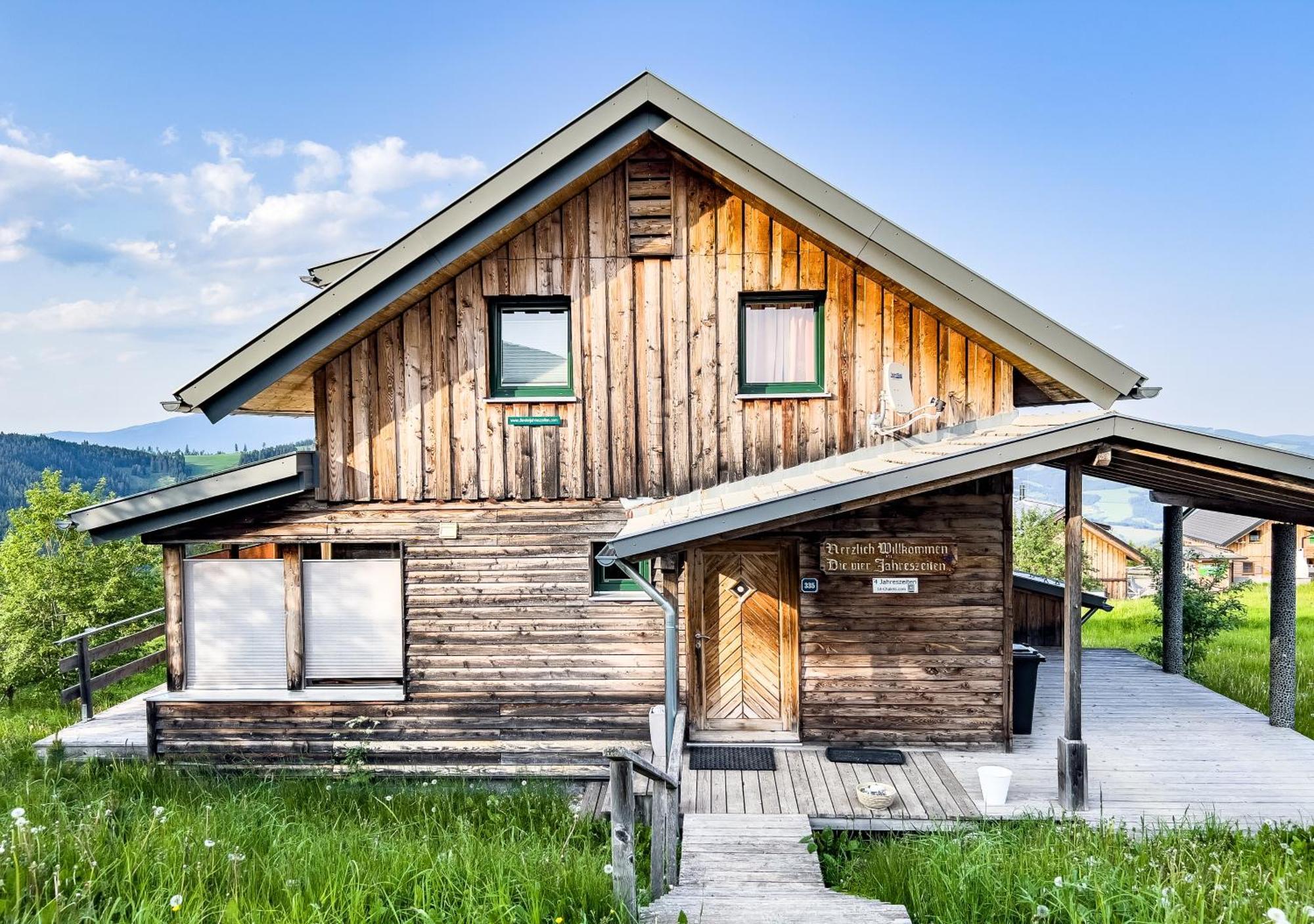 1A Chalet '4 Jahreszeiten' Ski Fahren Und Jacuzzi Mit Aussicht! บาด ซังค์ เลออนฮาร์ด อิม ลาวานท์ทาล ภายนอก รูปภาพ